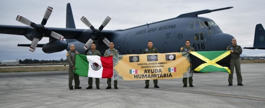 Defensa lleva ayuda humanitaria a Jamaica por el huracán Melissa